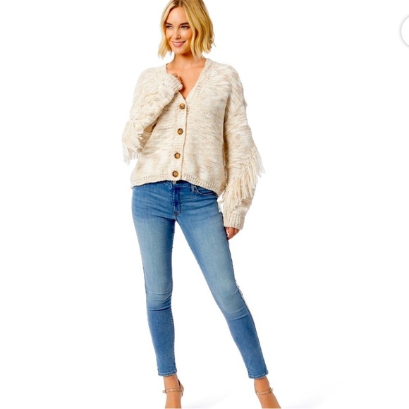 Jessica Simpson knit Fringe Sweater - Picture 2 of 9